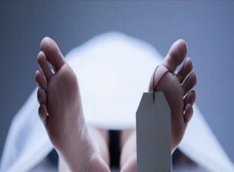 ঝড়ের কবলে পরে গাছের চাপায় এক নারীর মৃত্যু 